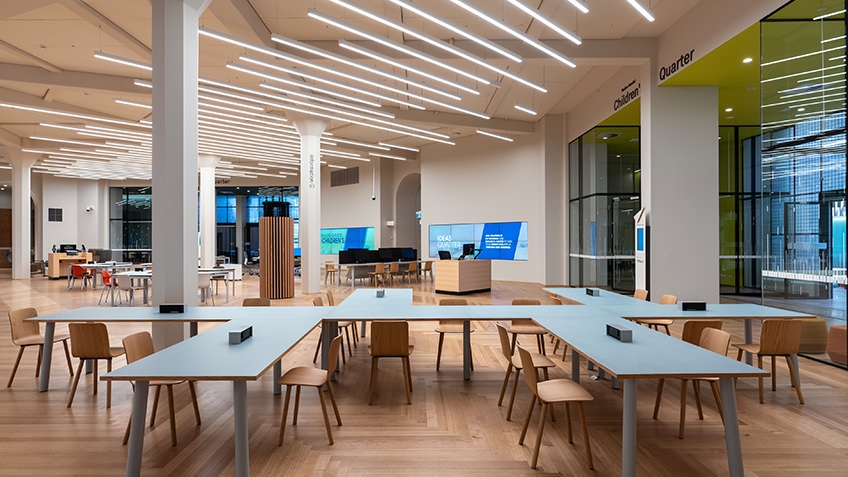 empty tables in information centre