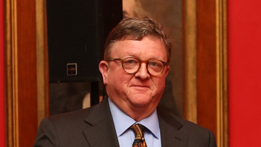 Dr Ross Jones