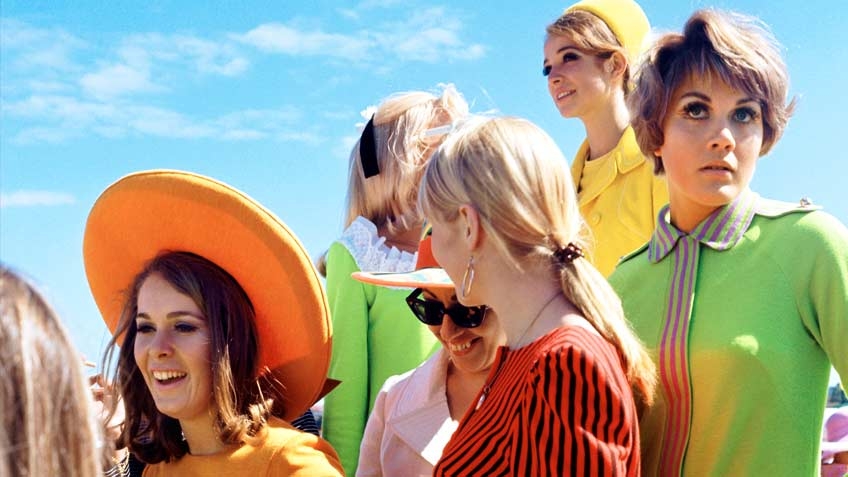 Rennie Ellis English models, Melbourne Cup 1967