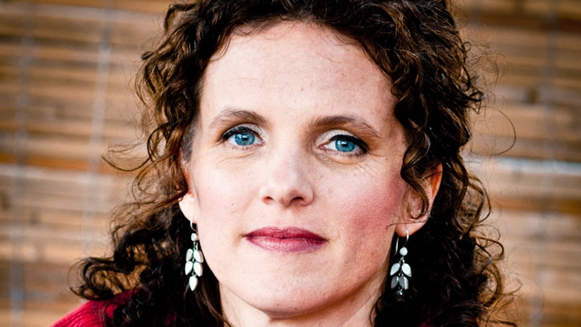 Photograph of Sally Rippin's face