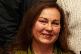 Portrait of Joanne Oliver